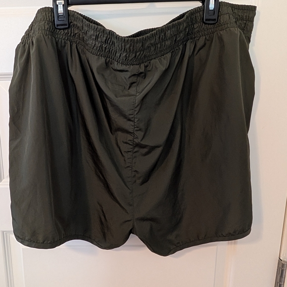 COPY - OLD NAVY Bundle of 3 Multicolor Shorts Plus Size XXL - Picture 9 of 16